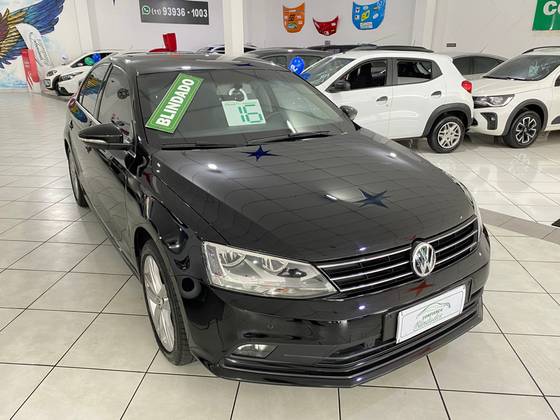 VOLKSWAGEN JETTA 2.0 TSI HIGHLINE 211CV GASOLINA 4P TIPTRONIC VOLKSWAGEN JETTA 2.0 TSI HIGHLINE 211CV GASOLINA 4P TIPTRONIC